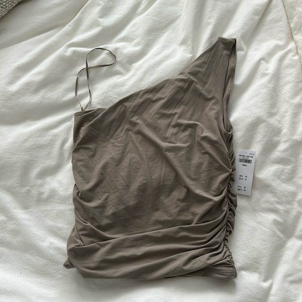 Abercrombie off the shoulder top